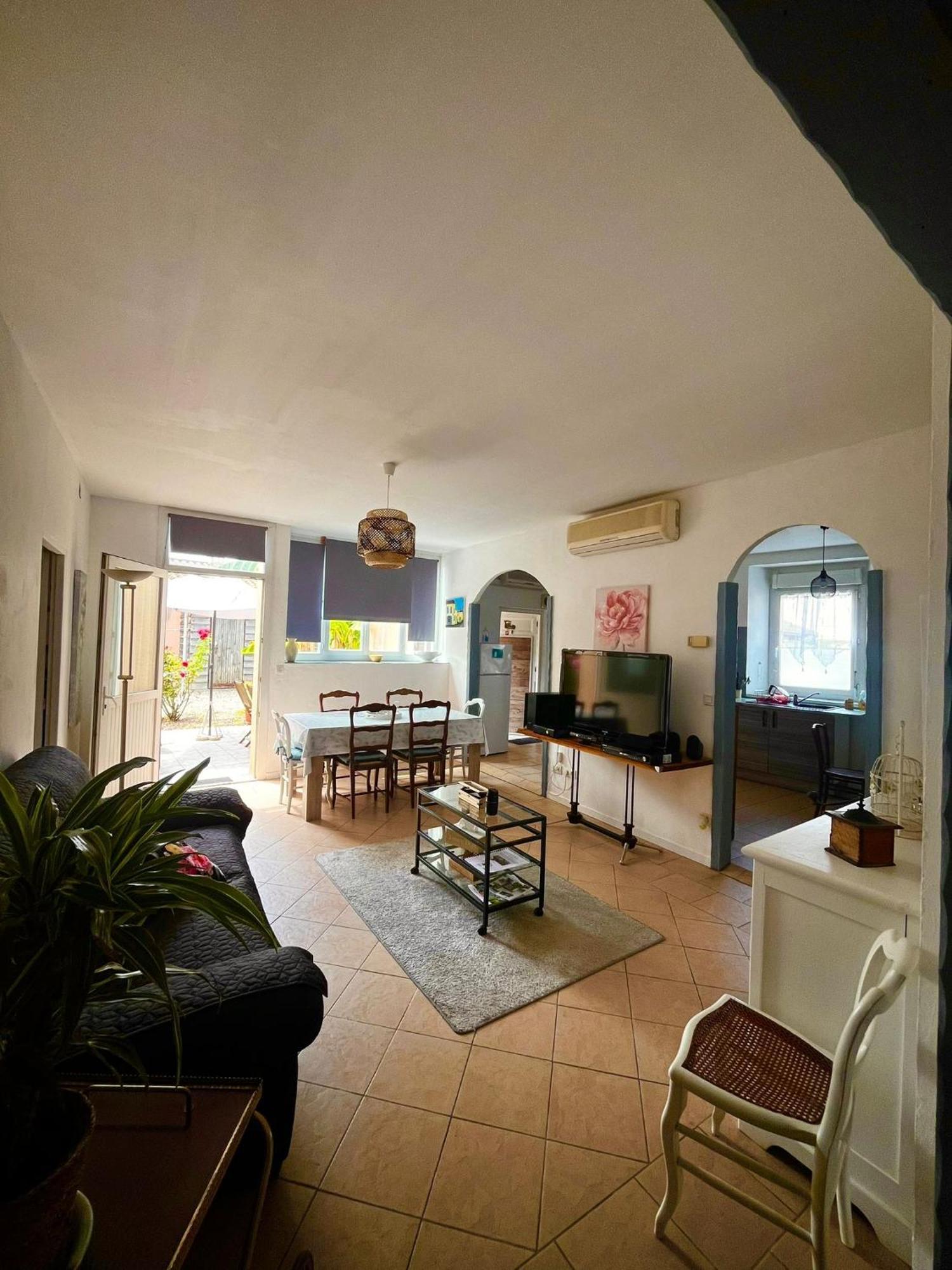 Meuble 3 Etoiles Dans Un Petit Village Du Gers Villecomtal-Sur-Arros المظهر الخارجي الصورة